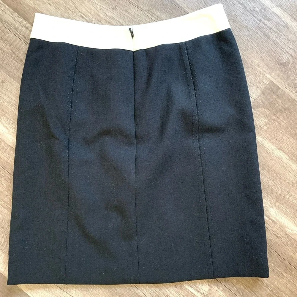 Tory Burch EUC A Line Wool Skirt Size 2‎ Lined